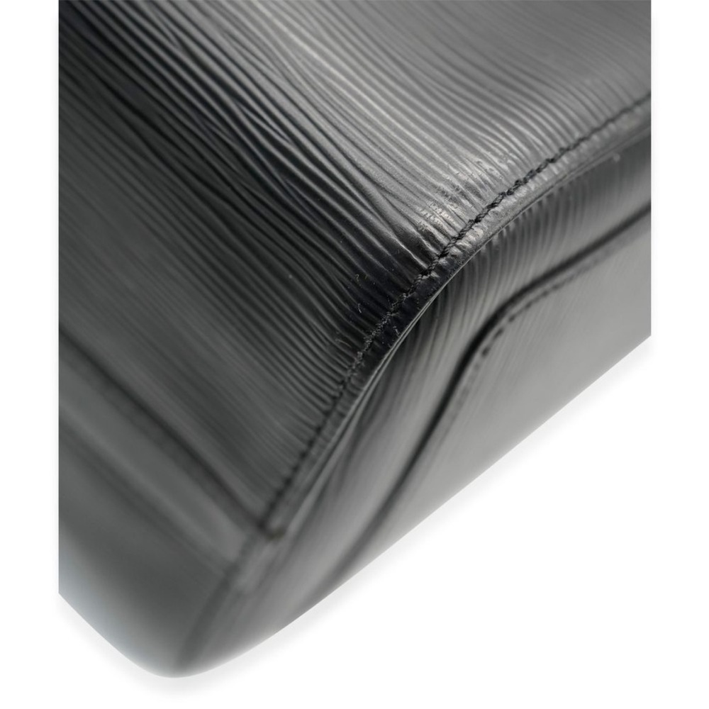 LOUIS VUITTON Epi Speedy 40 in Black - Picture 10 of 14